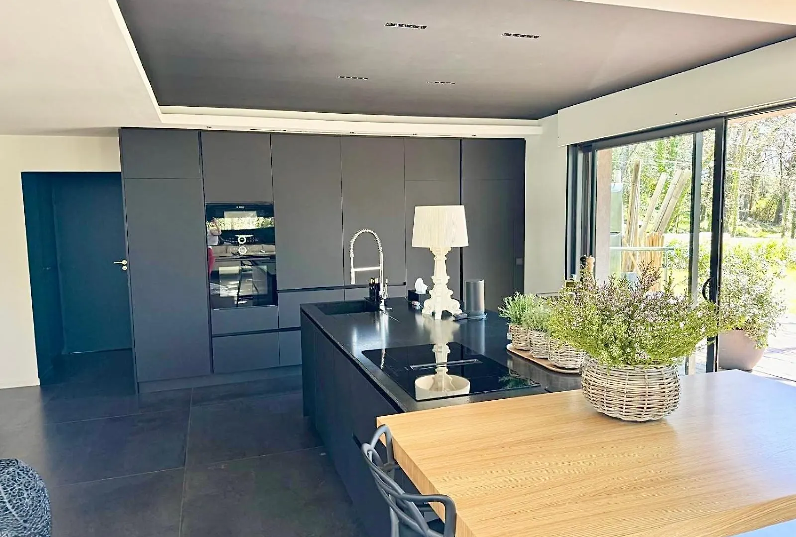 Apartment Villa With Pool, Petanque, Large Green Space Roquefort-les-Pins
